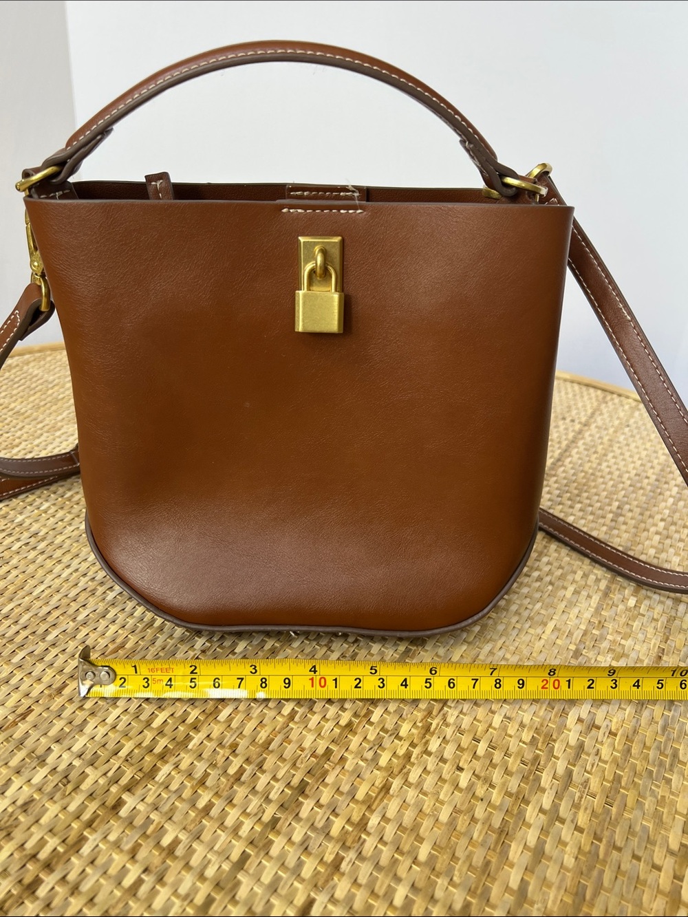 Mango Padlock Detail Mini Shopper Bag cognac Brown vegan shoulder strap - FLAWED - Picture 13 of 16